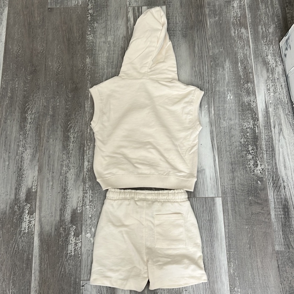 Zara Jogging Suit - Picture 8 of 8